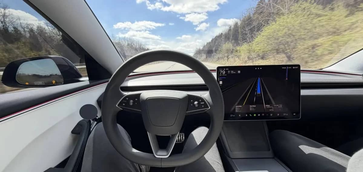 Tesla Updates China Manuals for FSD v14 as Assisted Driving