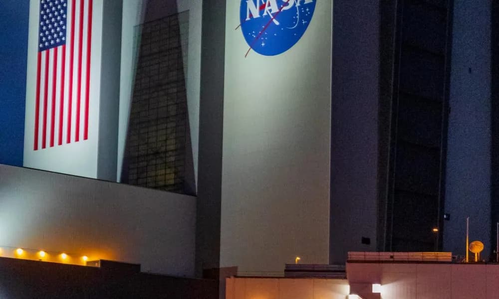 NASA Adds Six More Missions to SpaceX Crew Contract