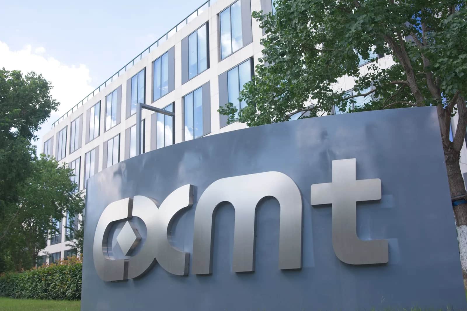 CXMT jumps 466% in Shanghai debut to eclipse all other China-listed firms