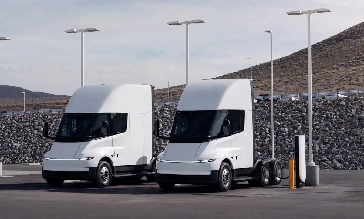 CARB Filing Reveals Tesla Semi Battery Capacities