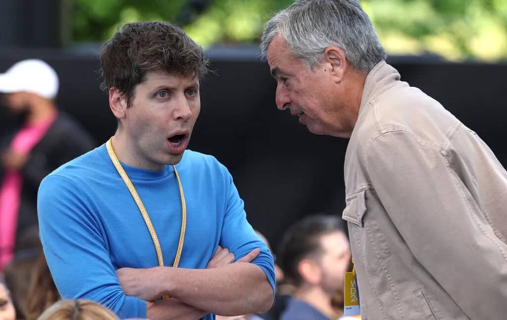 OpenAI Weighs Legal Options After Apple ChatGPT Deal Disappoints