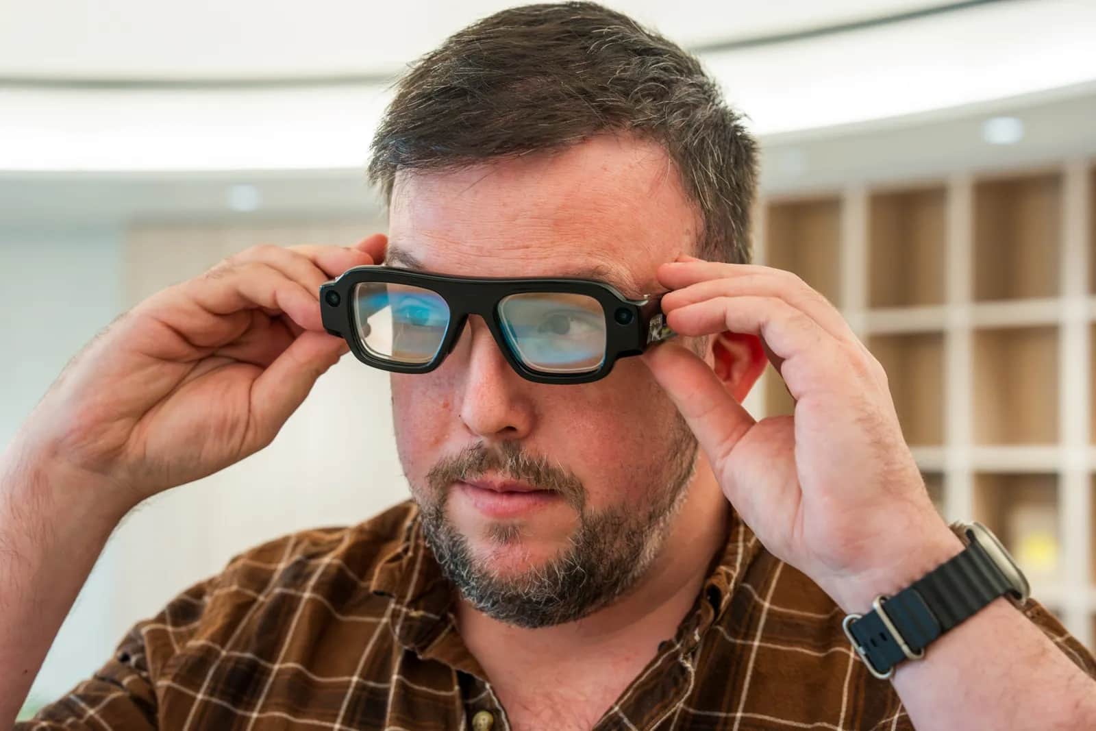 Snap Launches $2,195 Specs AR Glasses for Consumers